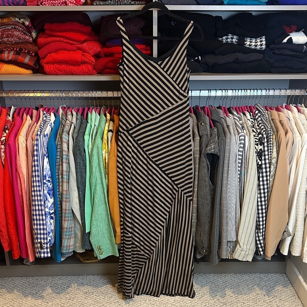 AB Studio black/tan striped sleeveless scoop neck maxi dress size XS